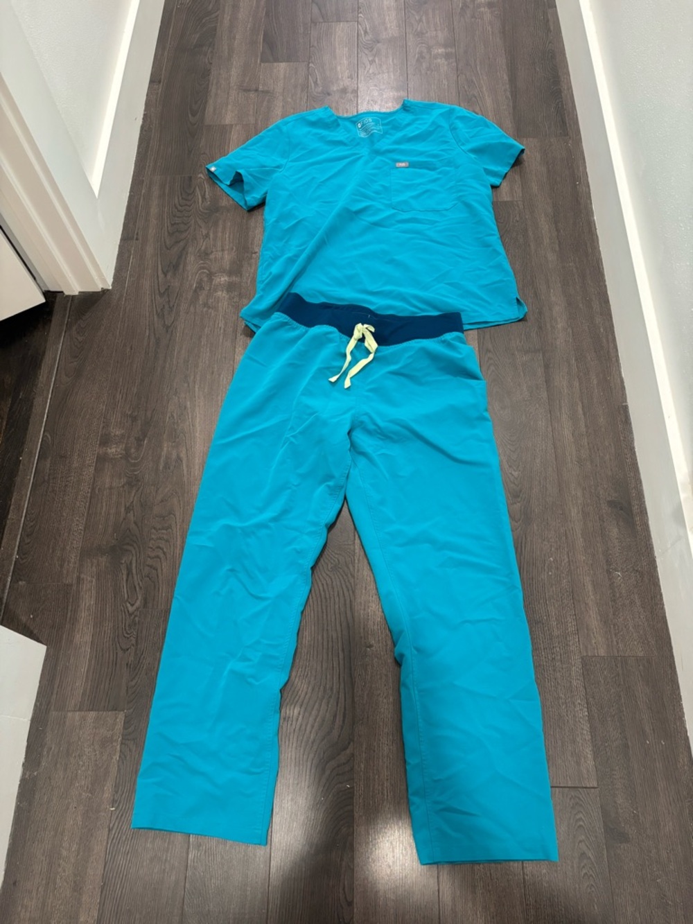 Figs Teal Scrub Set